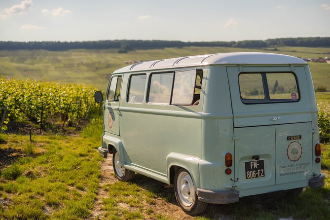 Champagne experience with a vintage van from Epernay - 3 hours - What the vintage van adds, and what it takes away