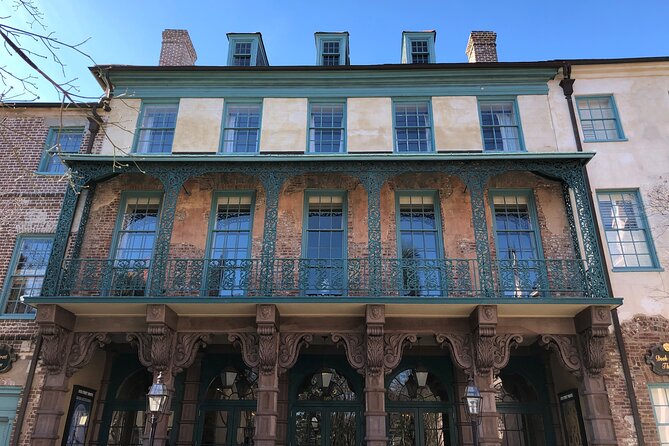 Charleston History and Hops Tour: Bar and History Walk - Chalmers Street, cobblestones, and pirate tales