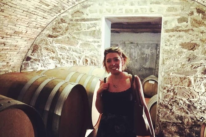 Chianti Wine Tour with Tuscan Lunch Open Top Van - Greve in Chianti and Piazza Matteotti