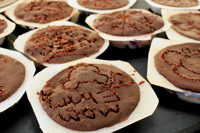 Chocolate Seaside Workshop & Wine Tasting - Pairing chocolate with red and white wine
