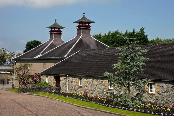 Clan Tour - of Speyside Distilleries - Glenfarclas, the main formal distillery visit