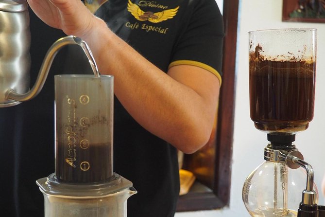 Coffee tasting experience at Divino Café Especial - Four Colombian coffees, not one rushed sample