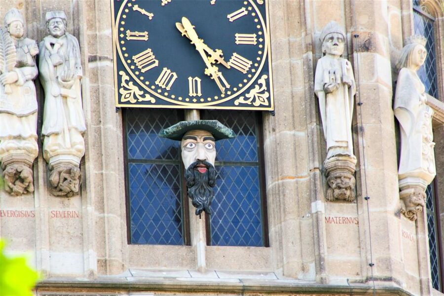 Cologne: Old Town Walking Tour with 1 Brewery Visit & 1 Beer - Why Cologne’s Old Town works so well on foot