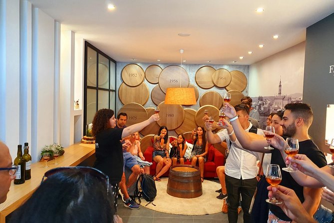 Complete Douro Valley Wine Tour with Lunch, Wine Tastings and River Cruise - Guides can shape the experience