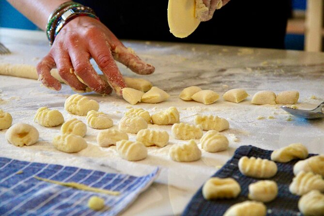 Cooking Class : Fresh pasta and TIRAMISÙ with Lake Garda wines - Why the three-hour format works