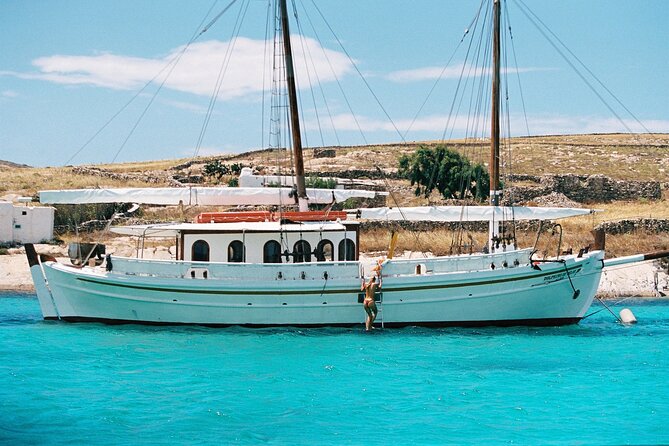 Corfu: Sunset Cruise on a Wooden Vessel with Cocktails & Bites - Garitsa Bay and the Corfu Town shoreline