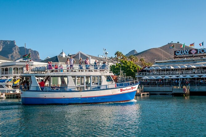 Cruise and Dine Dinner / Cape Town: Sunset Champagne Cruise and 3-Course Dinner - Should you book the Cruise and Dine evening?
