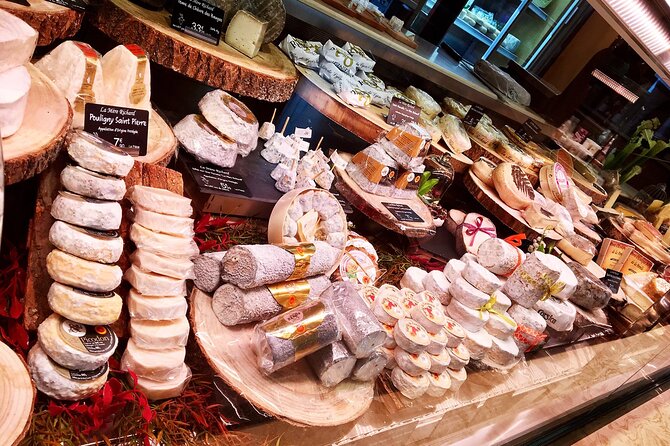 Cultural Food & Wine Tour, in the famous Halles Bocuse - What Eillin brings to the walk