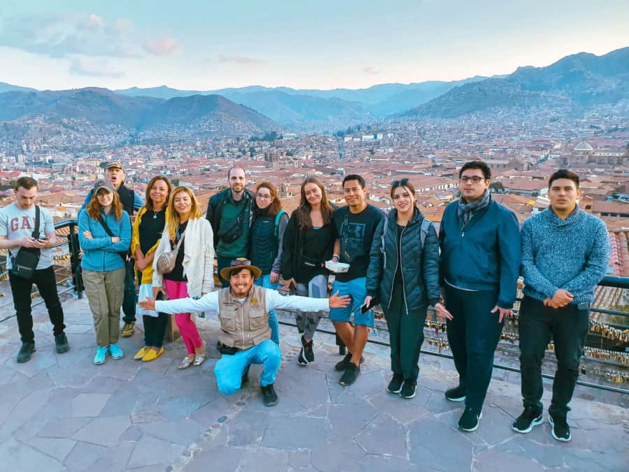 Cusco: Historic Walking Tour with Pisco Sour and Music Show - The Temple of Manco Capac closes the historical loop