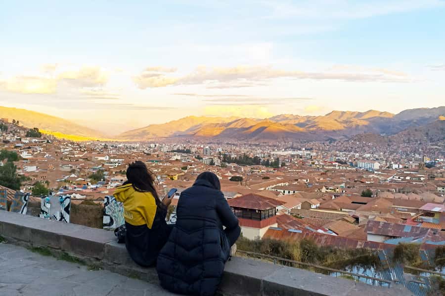 Cusco: Historic Walking Tour with Pisco Sour and Music Show - Pisco sour or chicha morada gives the walk an easy finish