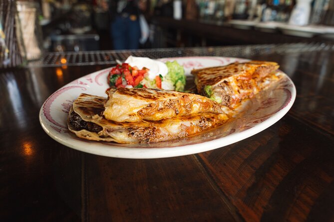 Delray Beach Food & Drinks Tour - Walking the side streets near Atlantic Avenue