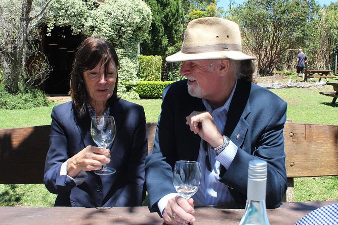 Deluxe Wine Tour to Tamborine Mountain, includes two course lunch - Key points to know before booking