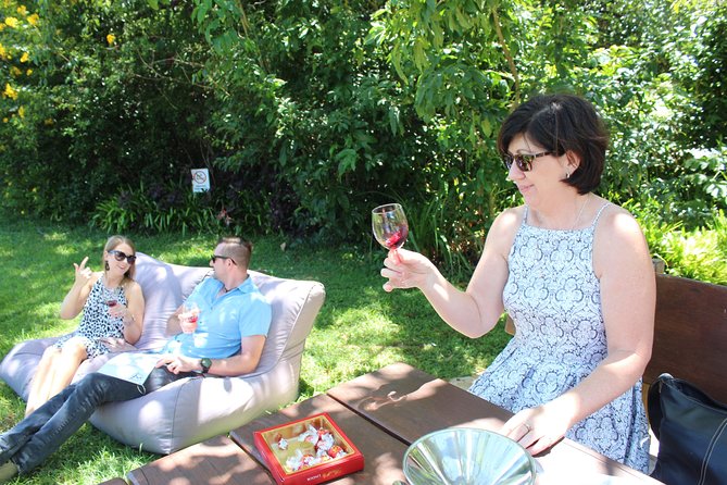 Deluxe Wine Tour to Tamborine Mountain, includes two course lunch - The guides make the long day easier