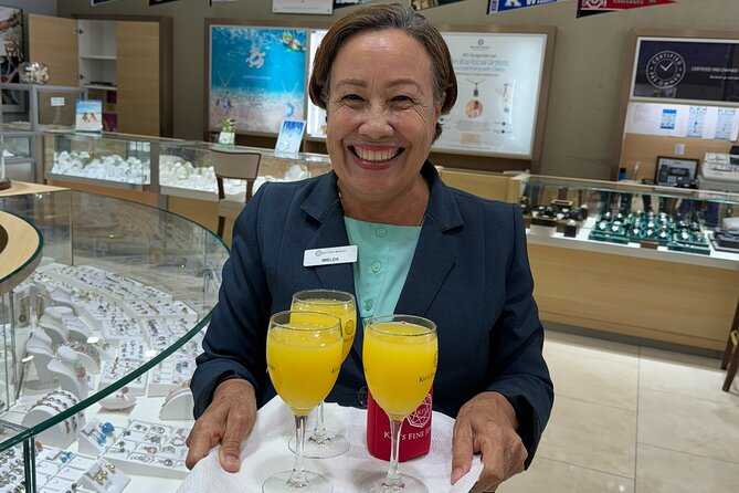 Diamond Shopping Experience with Champagne - What the $25 experience really offers