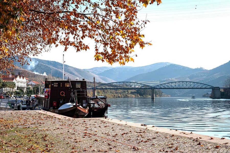 Douro Valley Tour: Visit 2 Wineries, Lunch & River Cruise - Leaving Porto for the Douro hills