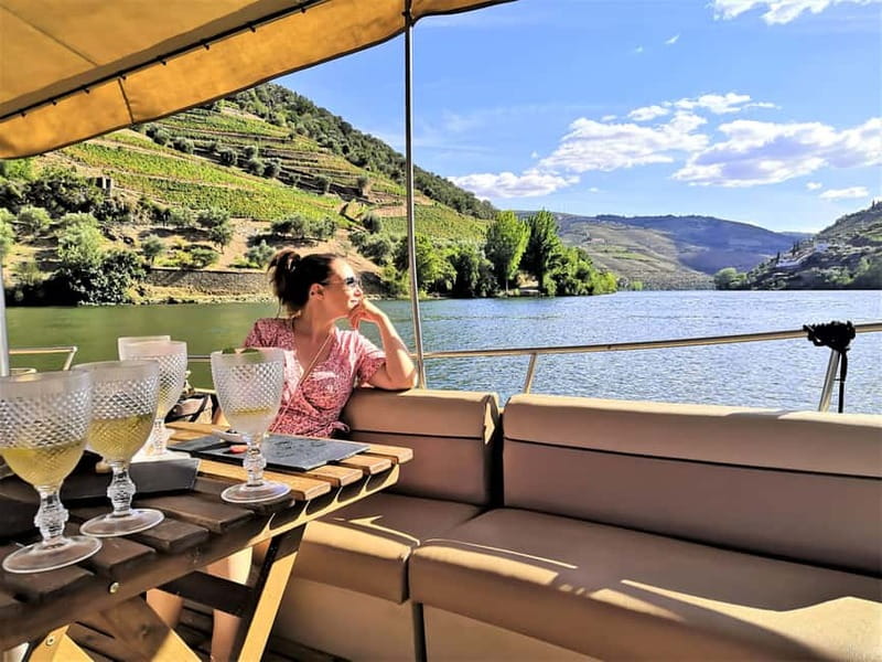 Douro Valley: Winery, Traditional Lunch & Private Boat Trip - A traditional lunch cooked over fire