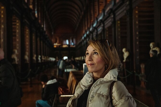 Dublin in a Day: Dublin Castle, Book of Kells, Guinness & Whiskey - Guinness Storehouse and the Gravity Bar finale