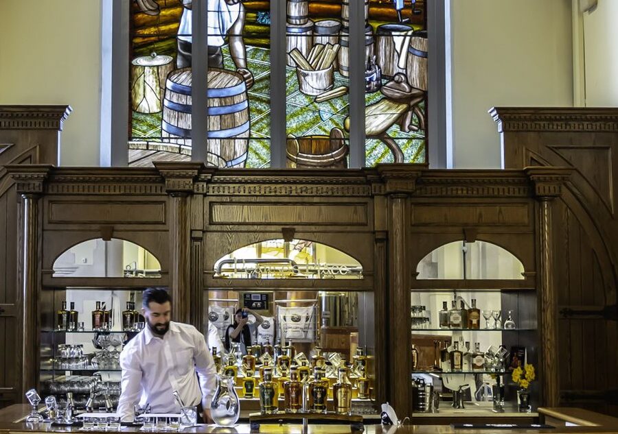Dublin: Pearse Lyons Whiskey Distillery Experience - Tasting Pearse Original, Founder’s Choice, and more
