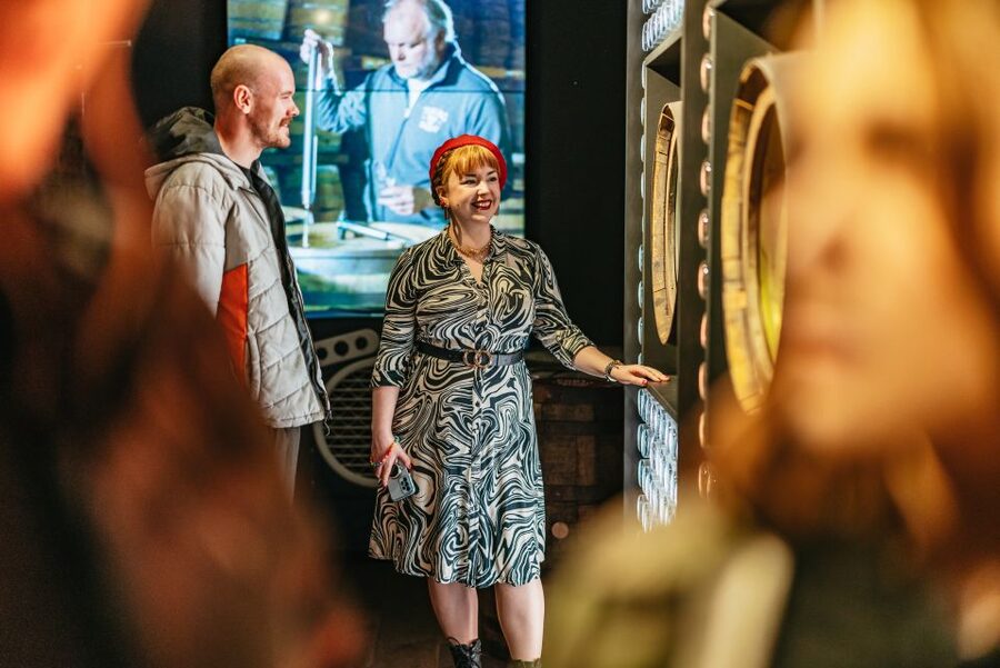 Dublin: Teeling Whiskey Distillery Tour & Tasting - The guides make the difference