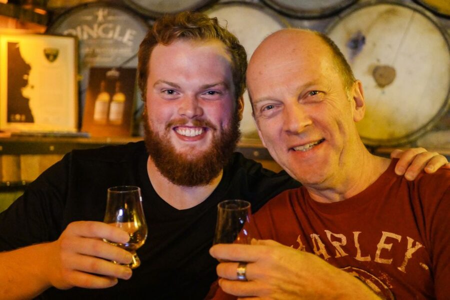 Dublin: Whiskey Tasting Tour - The Palace Bar: 30 minutes in Temple Bar