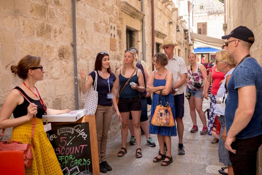 Dubrovnik Gastronomy: 3-Hour Food and Wine Tour - Key points at a glance