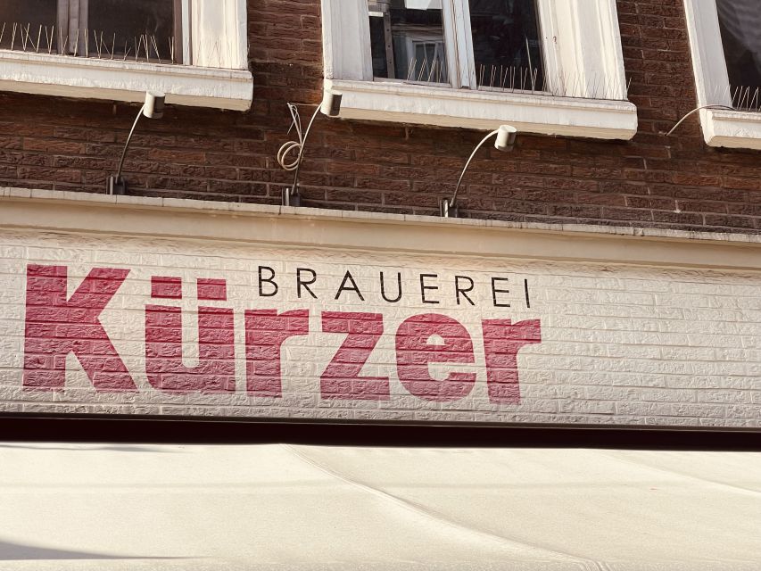 Düsseldorf: Altbier-Safari Beer Walking Tour - The $43 price and what you receive