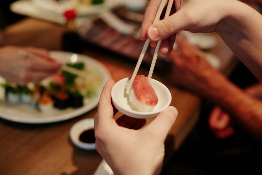 Düsseldorf: Sushi, Sake & Japanese Lifestyle Tour - Starting outside Clayton Hotel Düsseldorf