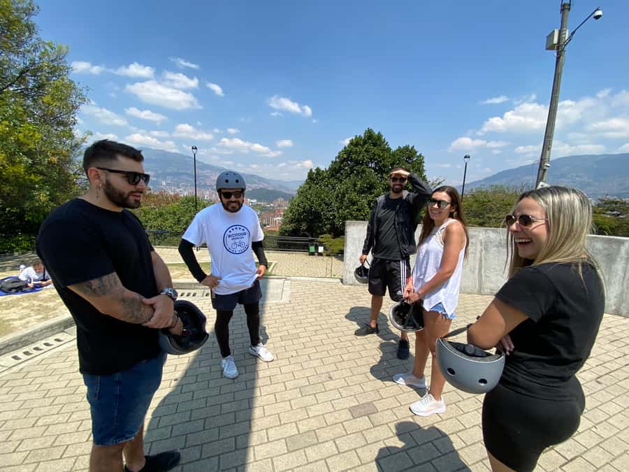 E-Bike City Tour Medellin with Local beer and Snacks - Pueblito Paisa and the big Medellin view