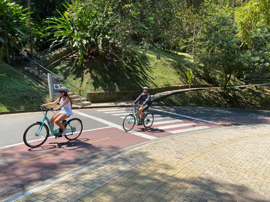 E-Bike City Tour Medellin with Local beer and Snacks - Local snacks, beer, and a useful introduction to Medellin