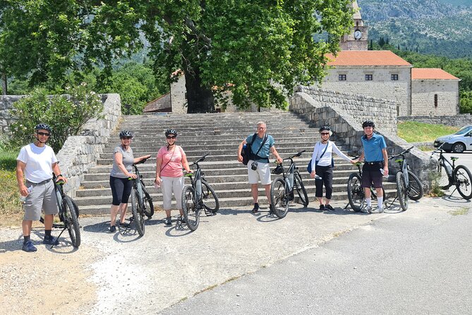 E-Bike Tour + Gourmet Snack + Wine Tasting (Small Group) - The restaurant finish: food, wine, and local hospitality