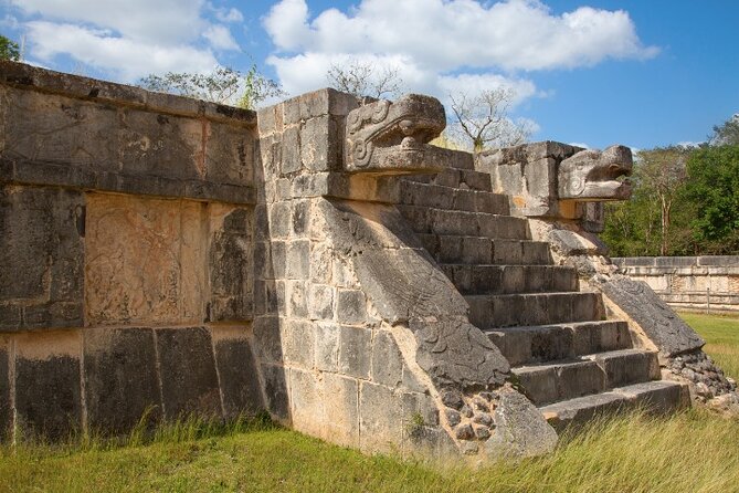 Early morning Chichen Itza Tour: Cenote and Tequila Tasting - Valladolid is a quick colonial pause