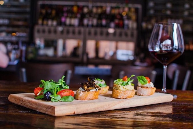 Eat, Drink and Repeat: Wine and Food Tasting Tour in Venice - Starting with wine and food near Rialto