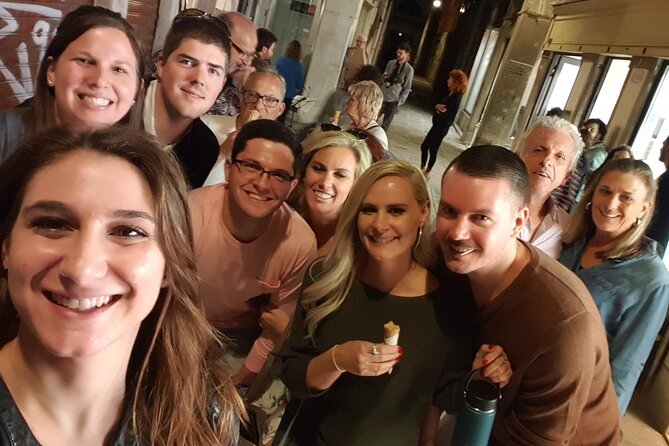 Eat, Drink and Repeat: Wine and Food Tasting Tour in Venice - Group size, pace, and the Sunday issue