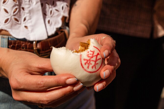Eating London: Twilight Soho VIP Food & Drinks Tour - Soho’s scandalous past, told between bites