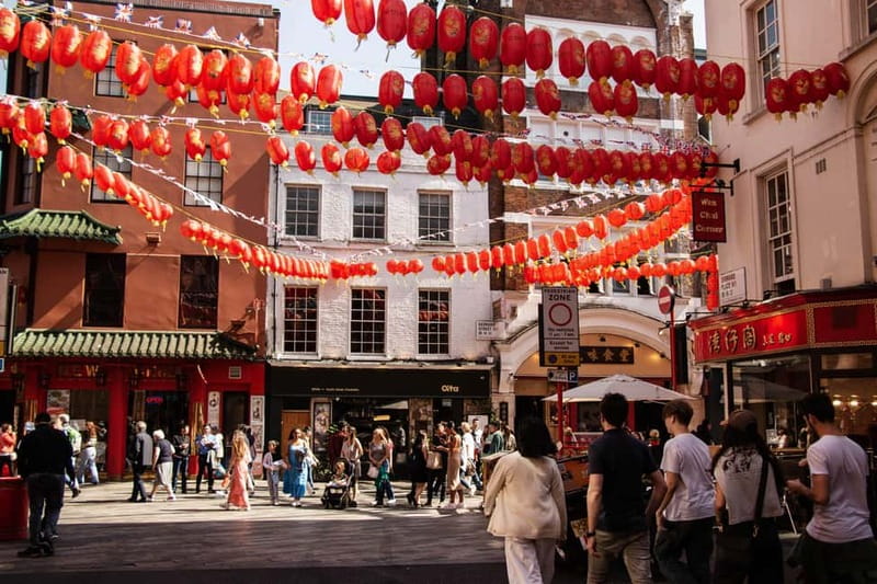 Eating London: Twilight Soho VIP Food & Drinks Tour - Who will enjoy this Soho night?