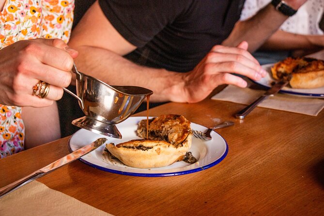 Eating London: Twilight Soho VIP Food & Drinks Tour - What the evening serves