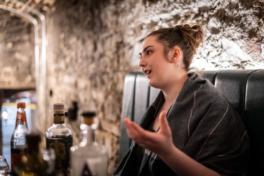 Edinburgh: Gin Tasting at Underground Venue - Going underground from Parliament Square
