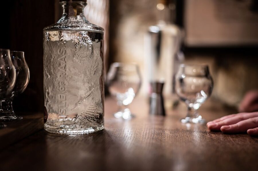Edinburgh: Gin Tasting at Underground Venue - One hour and $36: Is the value there?