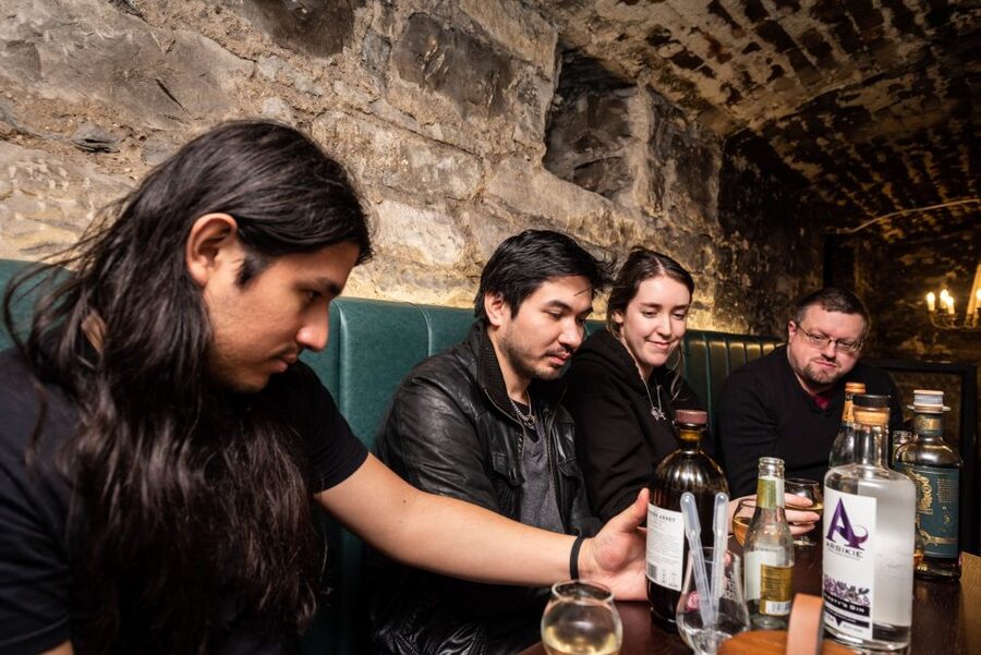 Edinburgh: Gin Tasting at Underground Venue - Who will enjoy this tasting most?