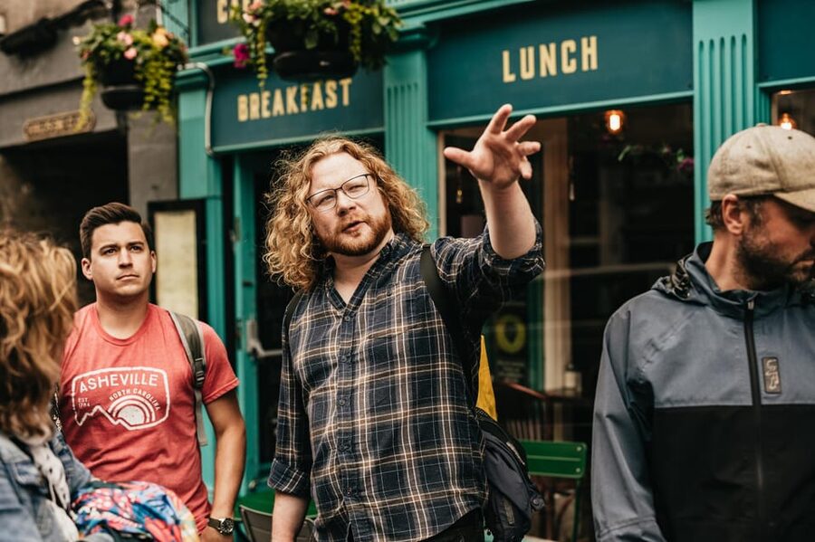 Edinburgh: Pubs and History Guided Walking Tour with Beer - Starting at St Giles’ Street with Edinburgh in a Pint