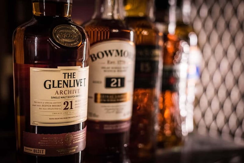 Edinburgh: The Lost Close Underground Scotch Whisky Tasting - What the 90 minutes feels like