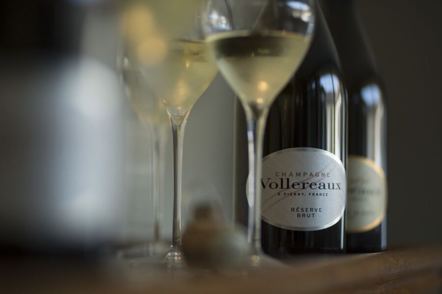 Epernay: Guided Tour of Champagne Cellar with Tastings - Forty minutes among cellars and production areas