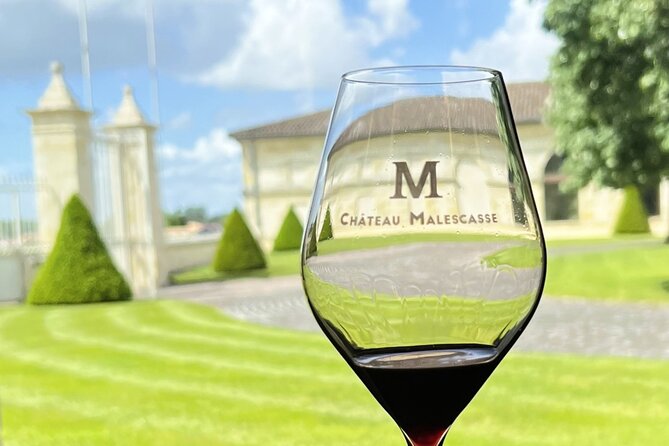 Essential Wine Tour with Tasting & Chateau Visits from Bordeaux - Pessac-Léognan or Médoc: two different Bordeaux settings
