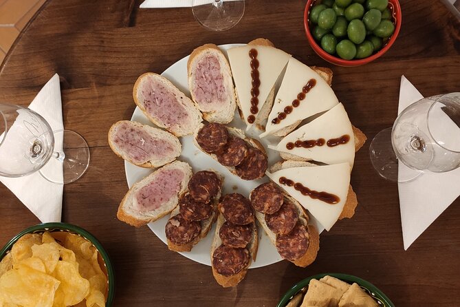 Evening Wine Tasting Córdoba - Why the small group changes the evening