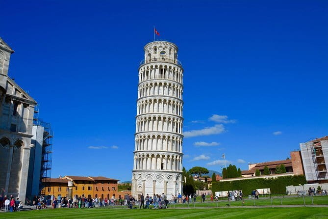 Experience Chianti & Cheese w/ 3 wineries & dairy visit—max 8 pp - Lunch at the last winery