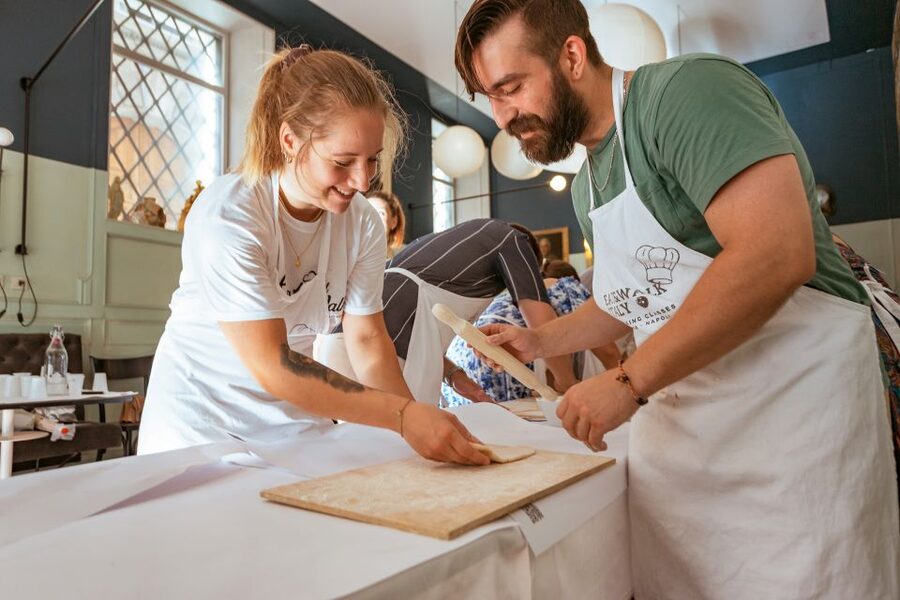 Fettuccine & Tiramisù: Cooking Class with Wine & Limoncello - Who should book this class?
