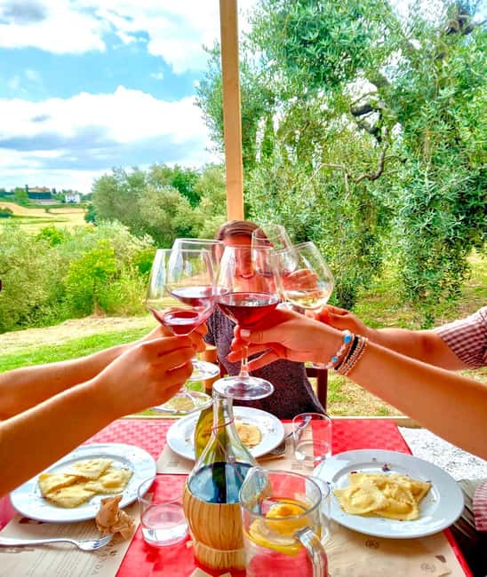 Florence: Countryside Tour with Wine Tasting & Pasta Class - Making ravioli and fettuccine with a chef