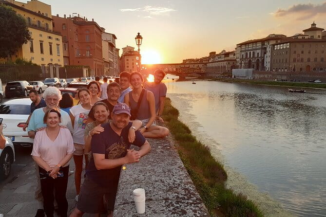 Florence Night Bike Tour with Wine and Aperitivo Picnic included - Key points to know before booking