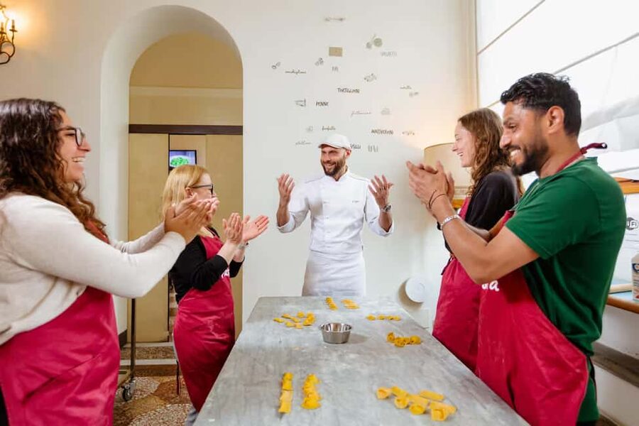 Florence: Pasta Class with Wine, Limoncello and Dessert - Key points to know before booking