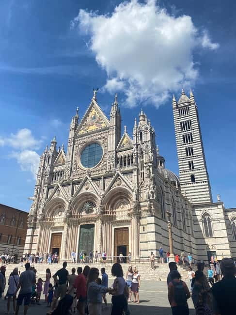 Florence: San Gimignano & Siena Tasting Experience - San Gimignano, Tuscany’s tower town